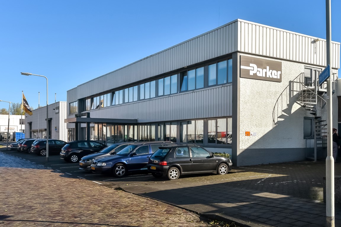 Erren Protectie Bedrijfskleding koopt complex van ca. 6.000 m² aan Stieltjesweg te Arnhem