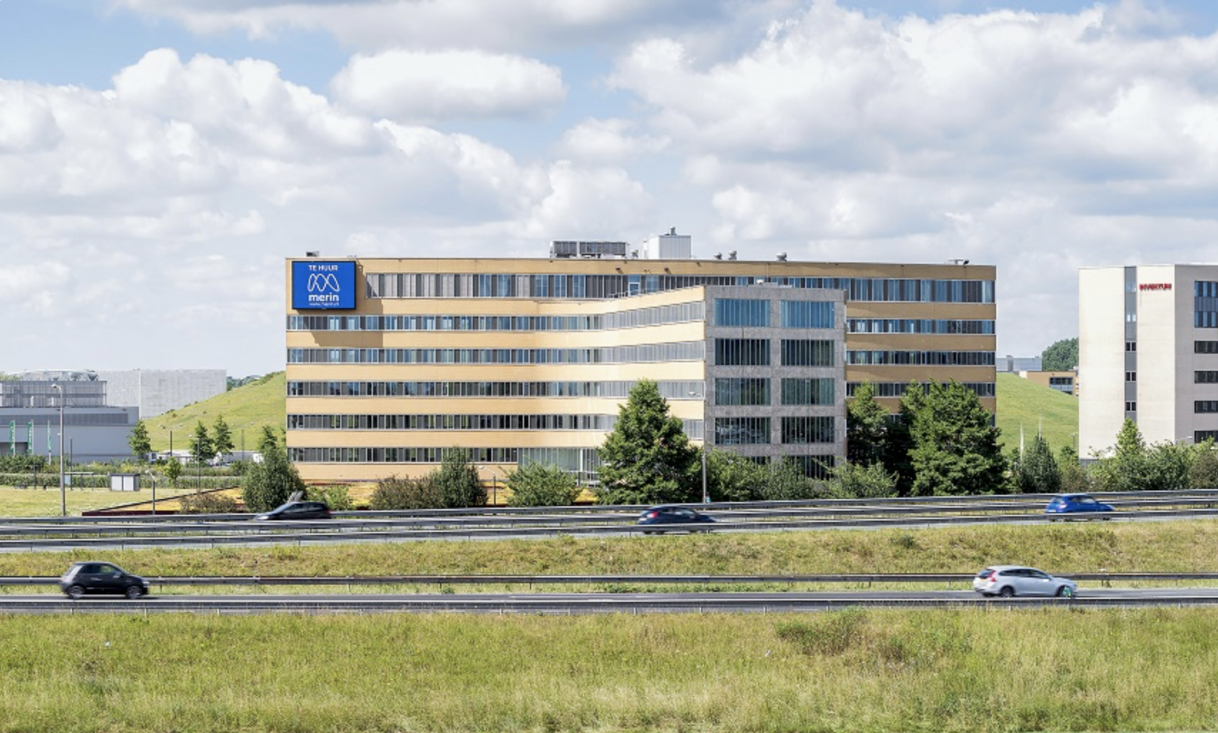 Wethouder Jan van Dellen opent nieuw kantoor Spring Real Estate