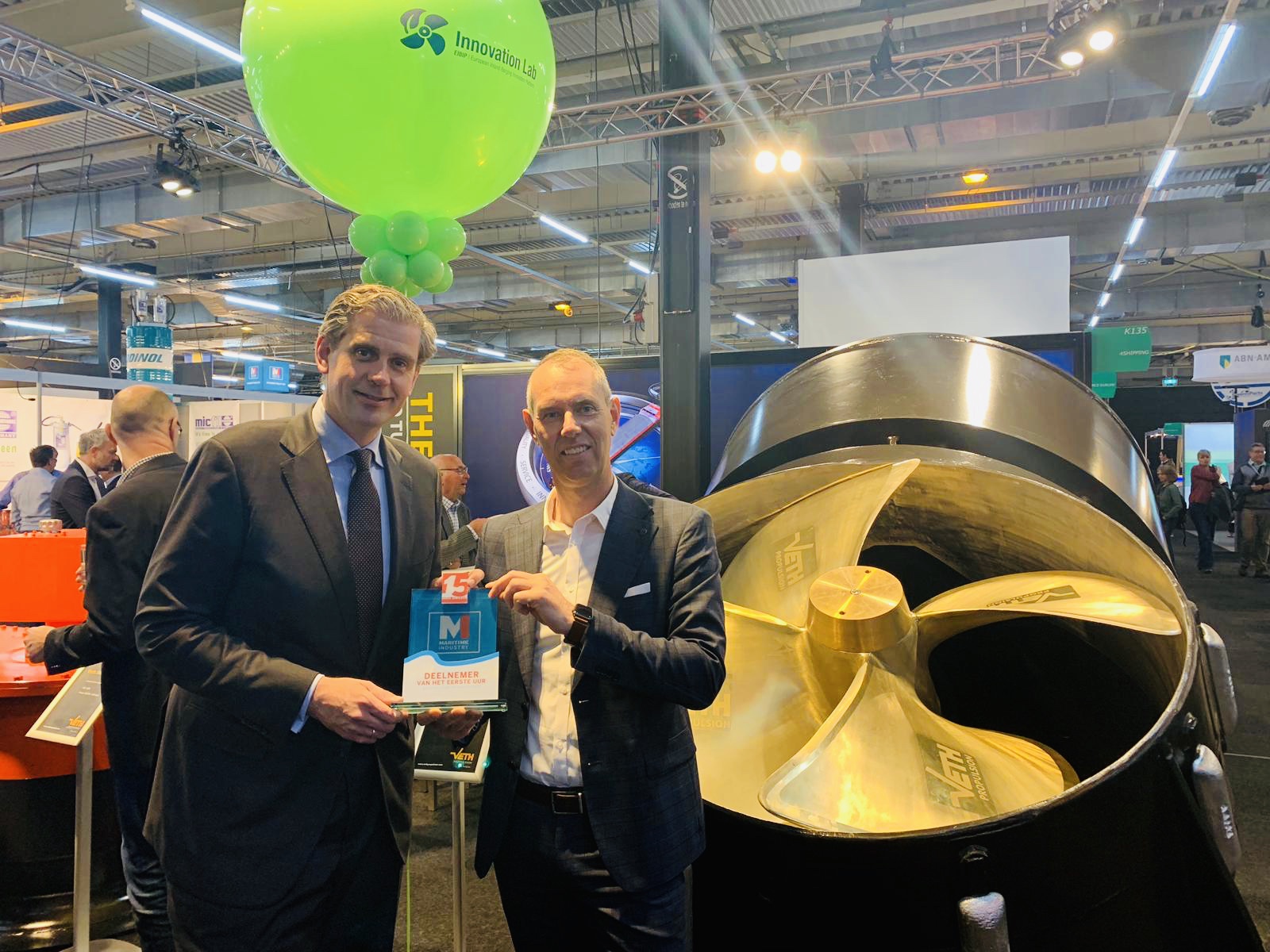 Veth Propulsion ontvangt award voor trouwe beursdeelname Maritime Industry