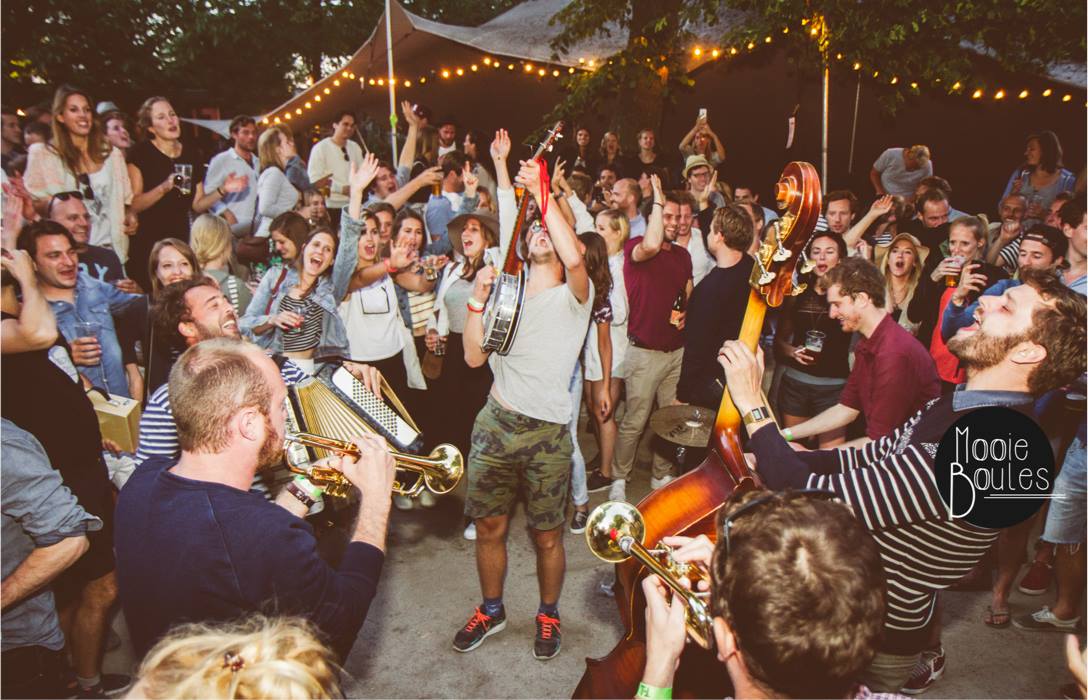 Eerste Rotterdamse indoor jeu de boules food-hal opent deuren