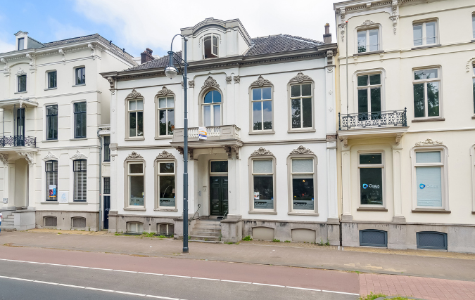 Urban Interest verkoopt kantoorvilla van 600 m²