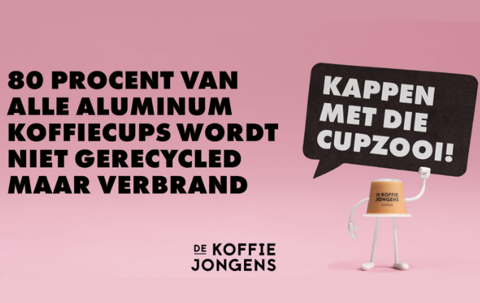 De Koffiejongens roepen op te ‘KAPPEN MET DIE CUPZOOI!’