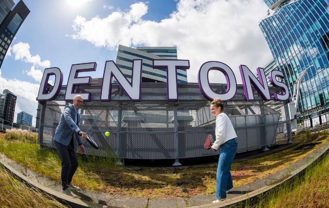 Dentons official partner van Decathlon Premier Padel Rotterdam 