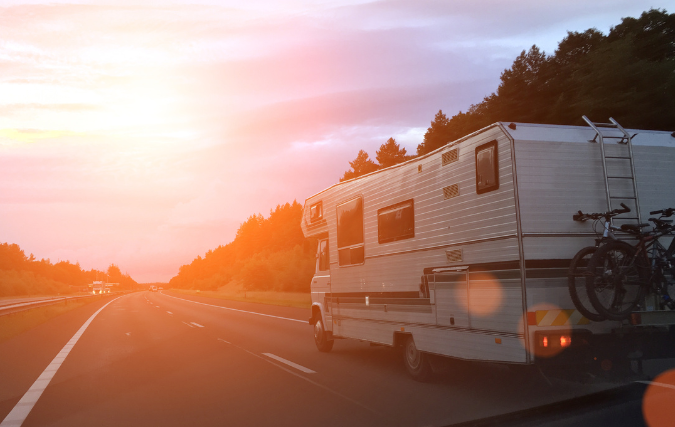 Twee jonge ondernemers veroveren de camper- en caravanmarkt