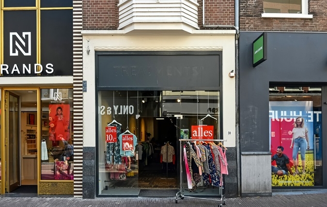 Online Retailer opent eerste fysieke winkel