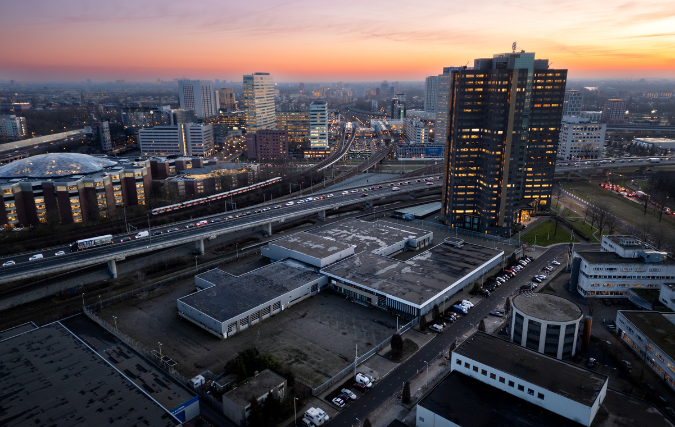 Today Real Estate Development verwerft vijfde herontwikkelingslocatie in Amsterdam van 17.906 vierkante meter in Amsterdam Sloterdijk.