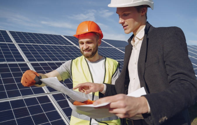 Zonnepanelen kopen of huren? De slimste keuze voor ondernemers