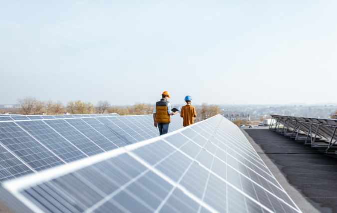 Dit is waarom zonnepanelen voor je bedrijf een slimme keuze zijn!