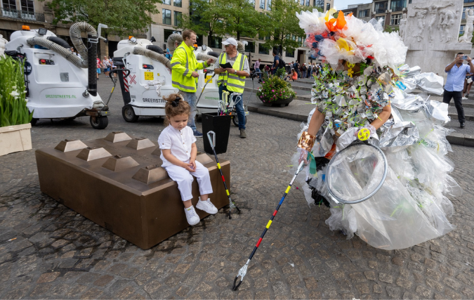 Ondernemers aan de Dam in actie tegen zwerfvuil